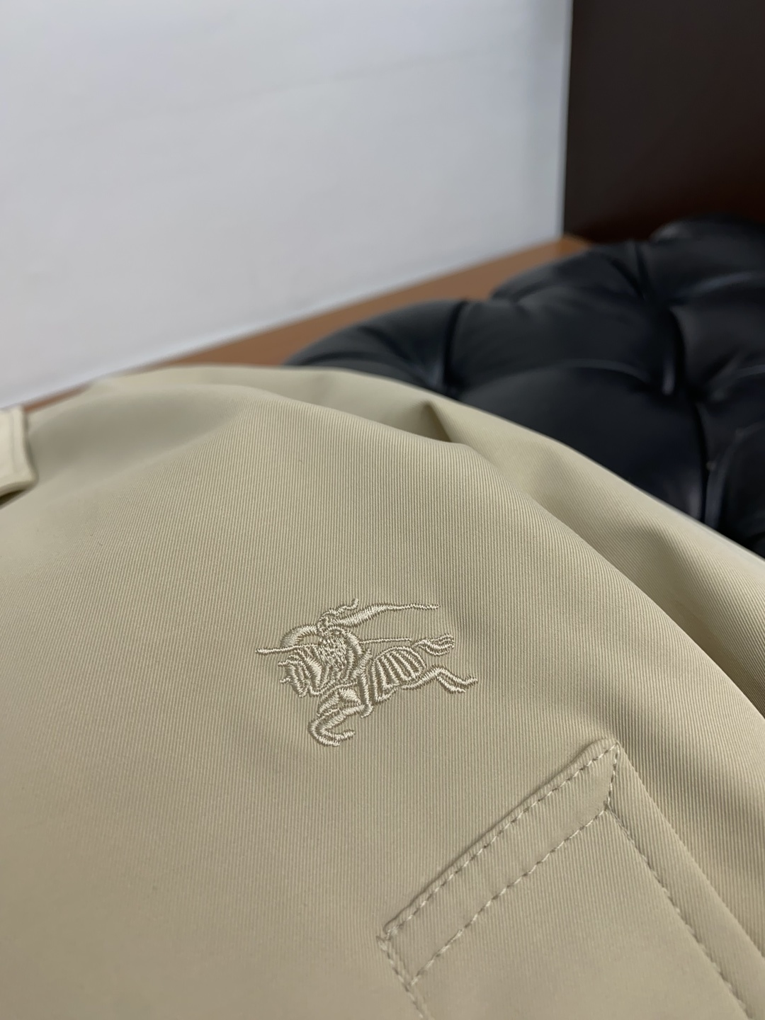 巴宝莉 2025年秋冬新款 官网 高端原厂代工出品，官方经典王牌单品！最新翻领夹克外套 多明星穿搭示范款