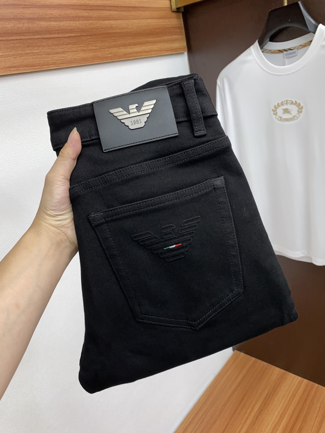 Title: P602 Amani 25ss Men’s Jeans: Fall/Winter Collection with Unique Design and High-Quality Materials. Sizes 28-38. - 图片 1