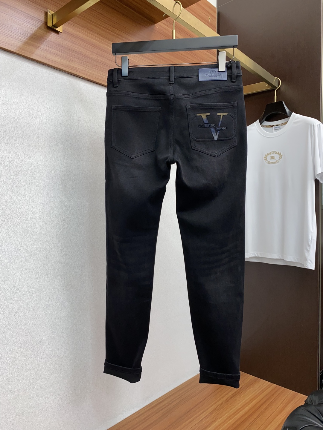 “Men’s Fall and Winter Shorts: Daninin’s High-Quality, Durable, and Stylish Collection” - 图片 8