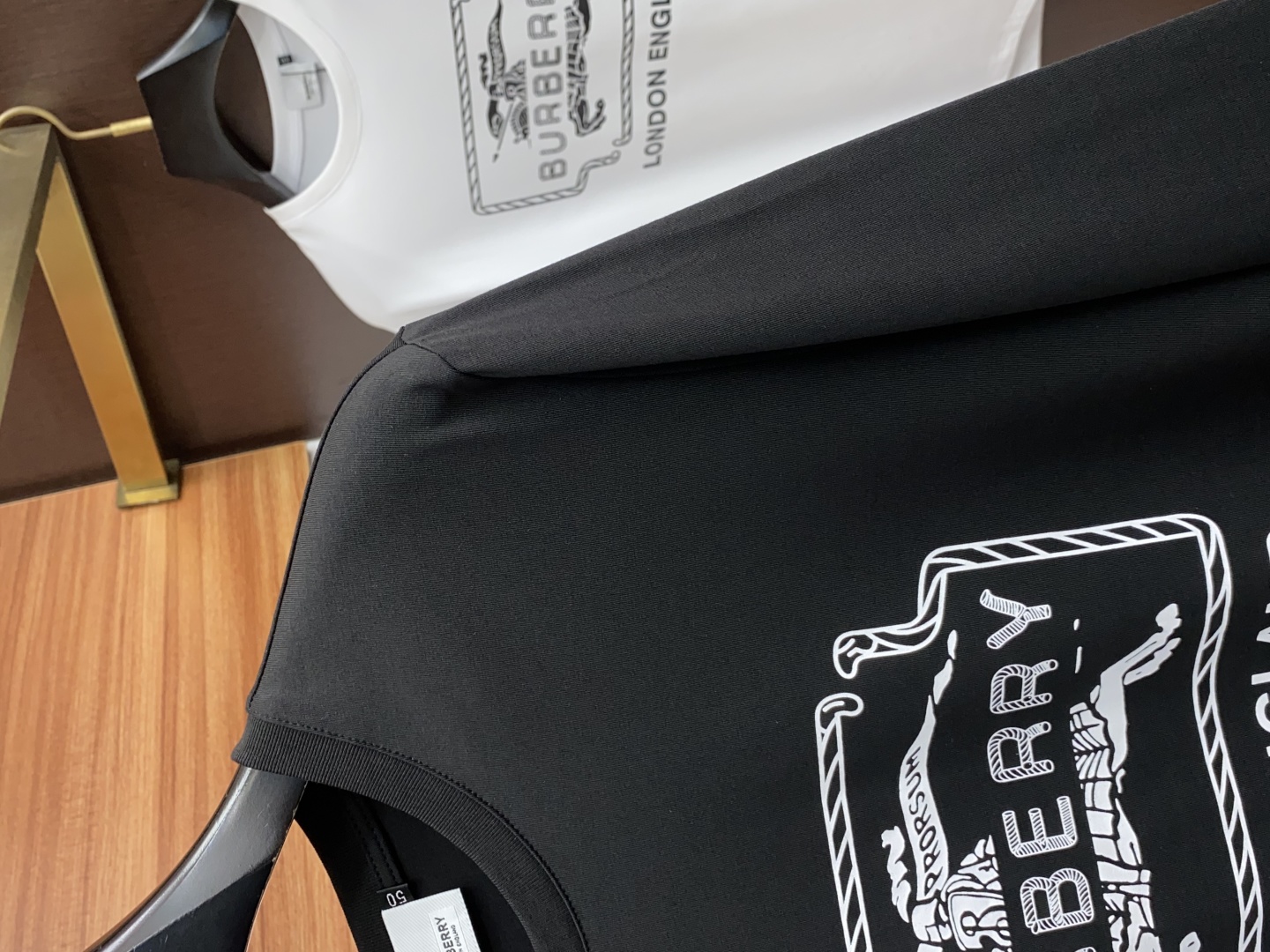 “Baballie 2 Long-Sleeve T-Shirts: High-Quality Cotton, Comfortable Fit, Classic Branding, Multiple Colors, Sizes M-3XL” - 图片 4