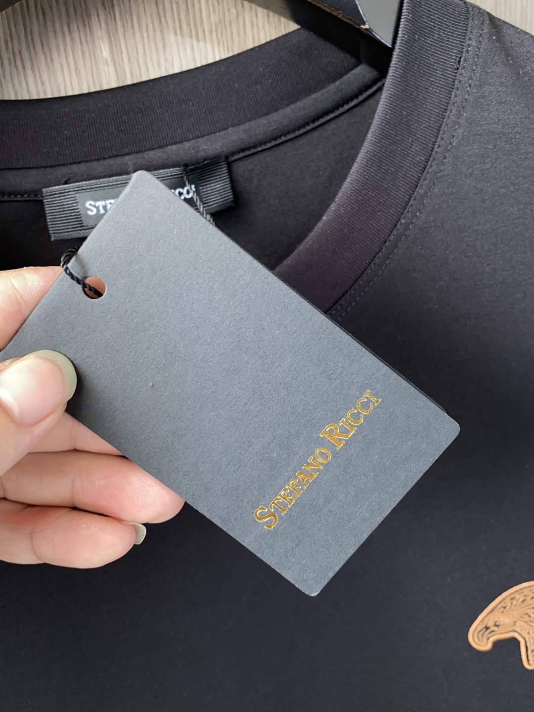 “Stephen: High-End Custom Sleeve in Spring/Summer 2025 with Heavy-Tech Design” - 图片 7
