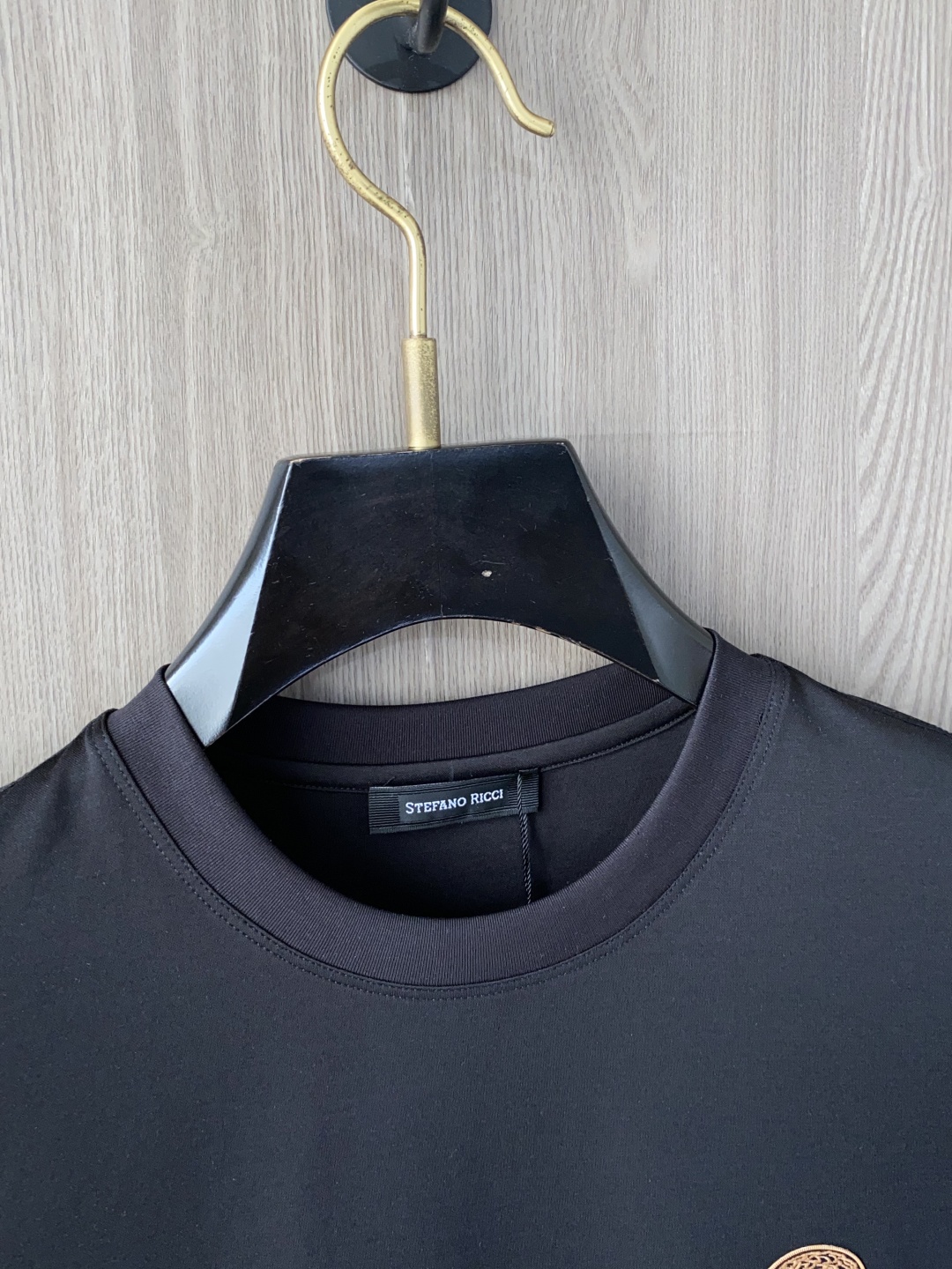 “Stephen: High-End Custom Sleeve in Spring/Summer 2025 with Heavy-Tech Design” - 图片 3
