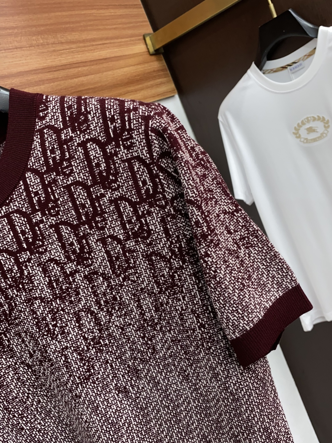  迪奥 家族男士高端简约圆领加厚针织毛衣短袖 ，香港洋行渠道货，纯正血统品质，25年秋冬 新款，经典王牌