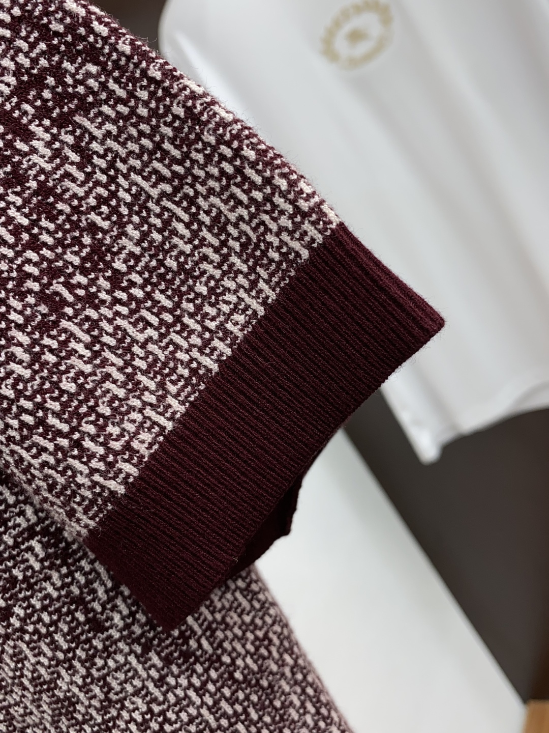  迪奥 家族男士高端简约圆领加厚针织毛衣短袖 ，香港洋行渠道货，纯正血统品质，25年秋冬 新款，经典王牌