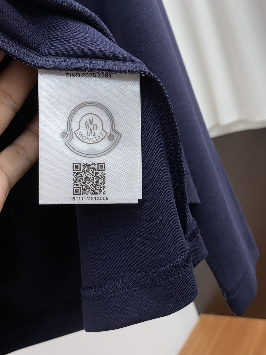 蒙口 2025秋冬专柜新款 时尚休闲打底衫长袖T恤，精选进口高密度膨体德绒系列膨体蓄暖，糯感新生绒云裹冬