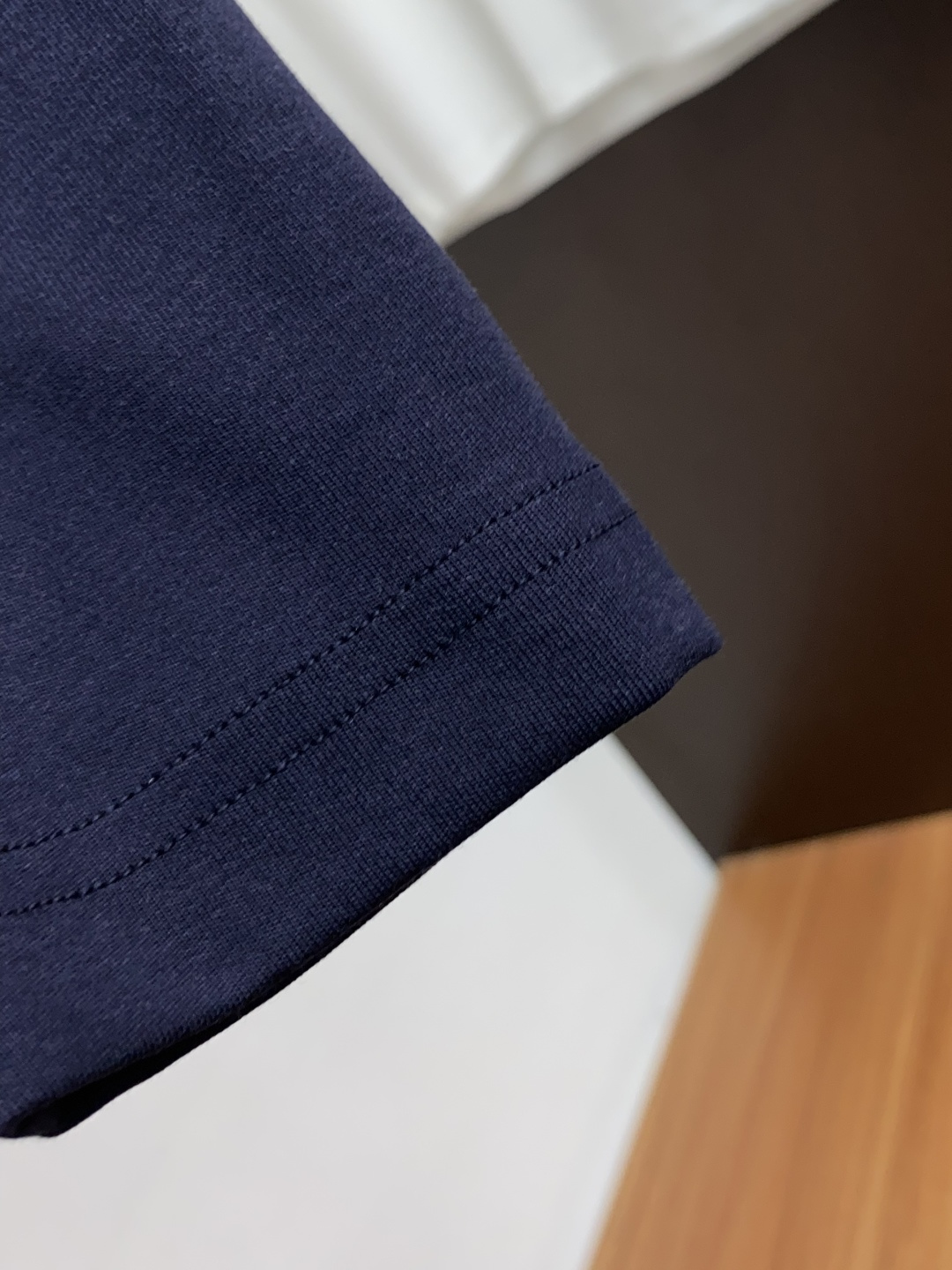 蒙口 2025秋冬专柜新款 时尚休闲打底衫长袖T恤，精选进口高密度膨体德绒系列膨体蓄暖，糯感新生绒云裹冬