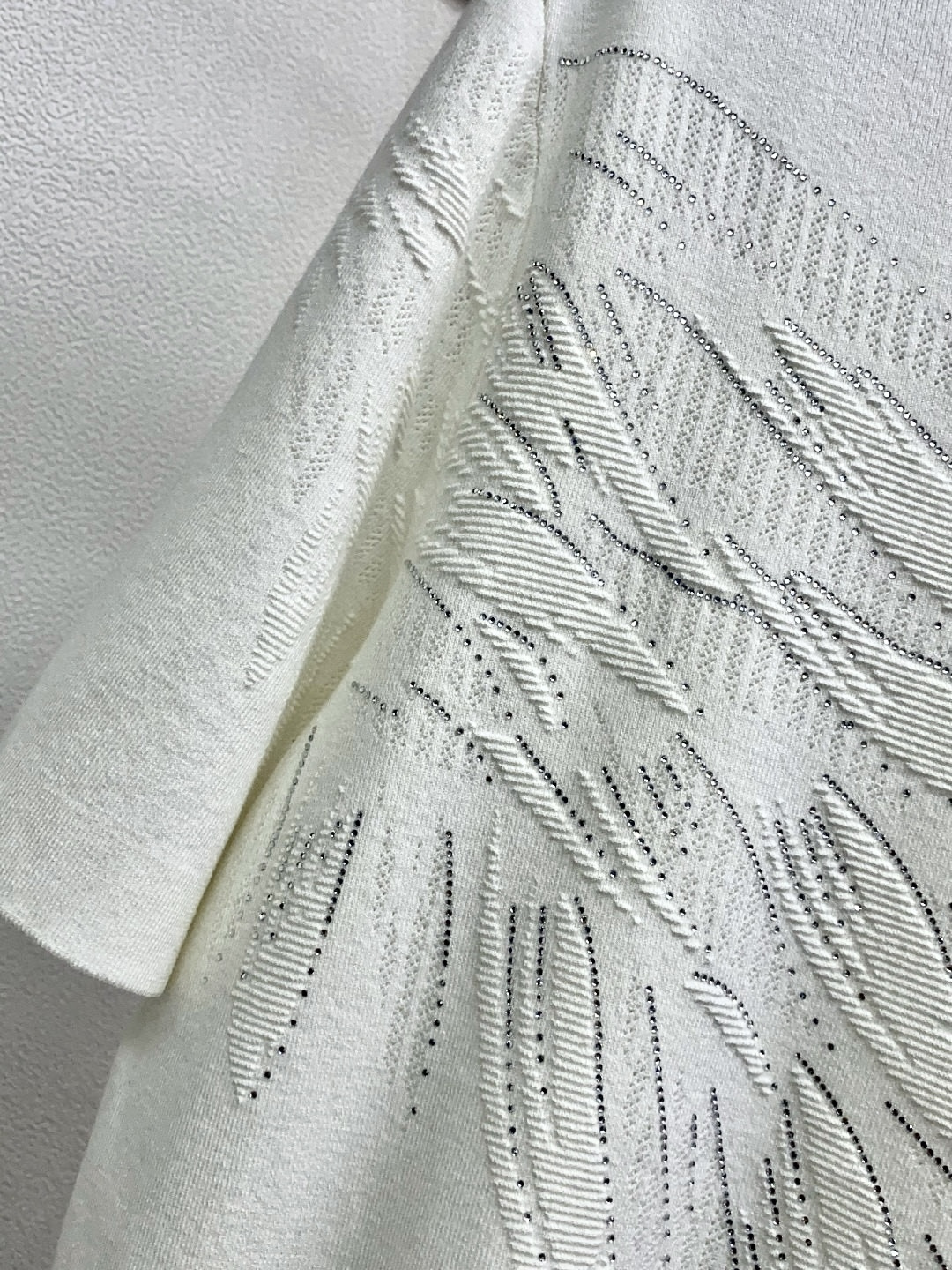  纪梵希 家族男士高端简约圆领加厚针织毛衣短袖 ，香港洋行渠道货，纯正血统品质，25年秋冬 新款，经典王