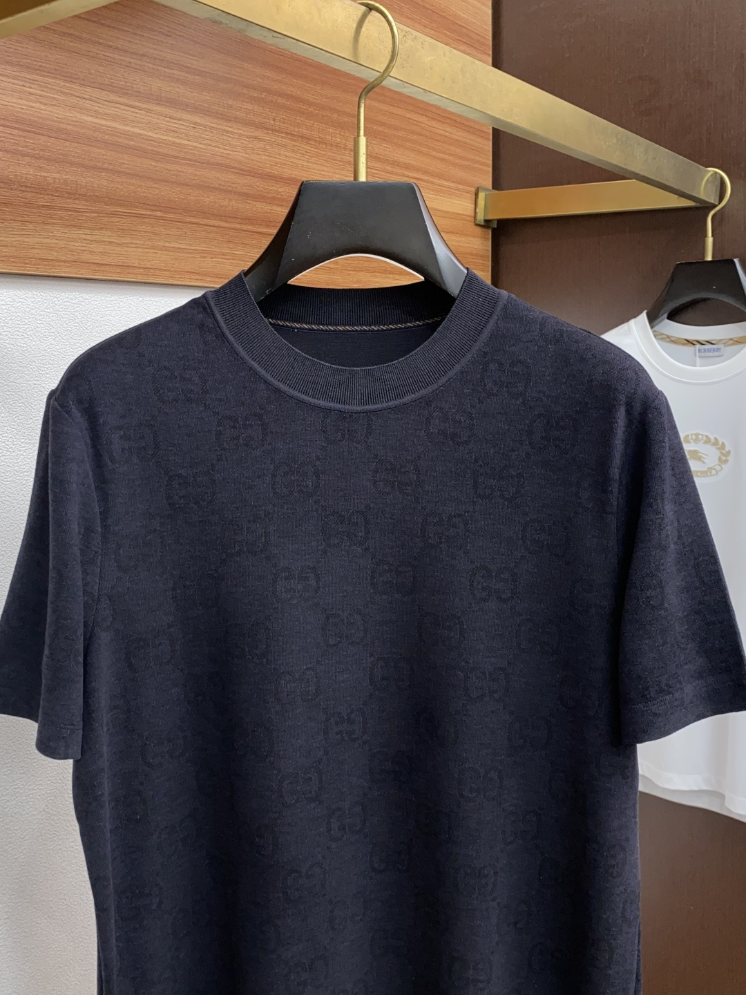 古奇 家族男士高端简约圆领加厚毛绒面短袖 ，香港洋行渠道货，纯正血统品质，25年秋冬 新款，经典王牌系列