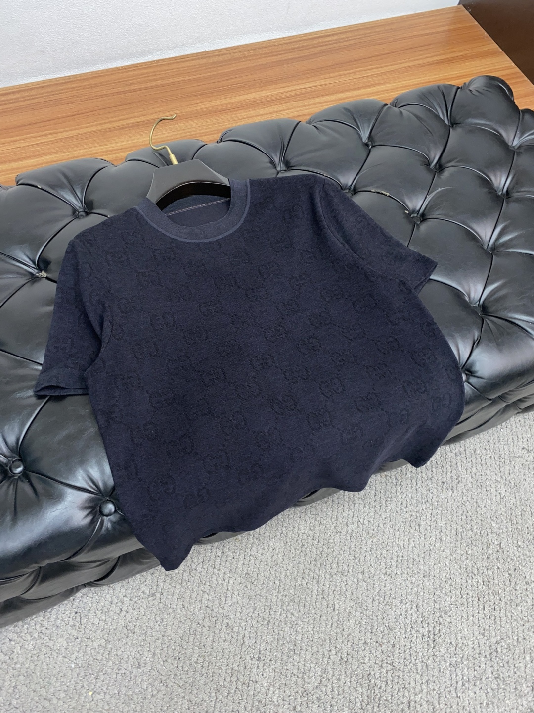 古奇 家族男士高端简约圆领加厚毛绒面短袖 ，香港洋行渠道货，纯正血统品质，25年秋冬 新款，经典王牌系列