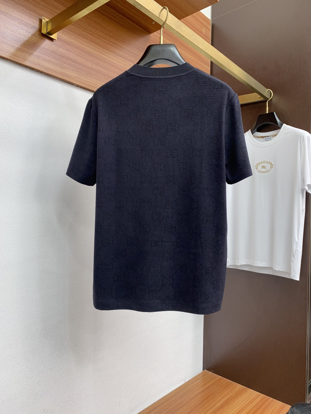 古奇 家族男士高端简约圆领加厚毛绒面短袖 ，香港洋行渠道货，纯正血统品质，25年秋冬 新款，经典王牌系列