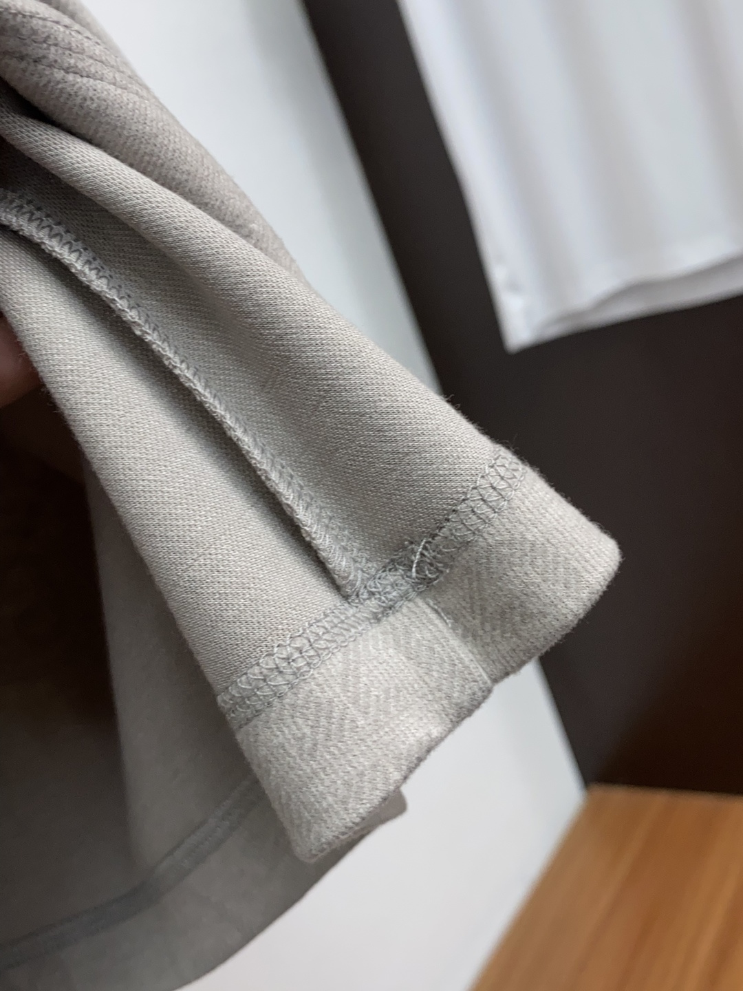 古奇 家族男士高端简约圆领加厚毛绒面短袖 ，香港洋行渠道货，纯正血统品质，25年秋冬 新款，经典王牌系列