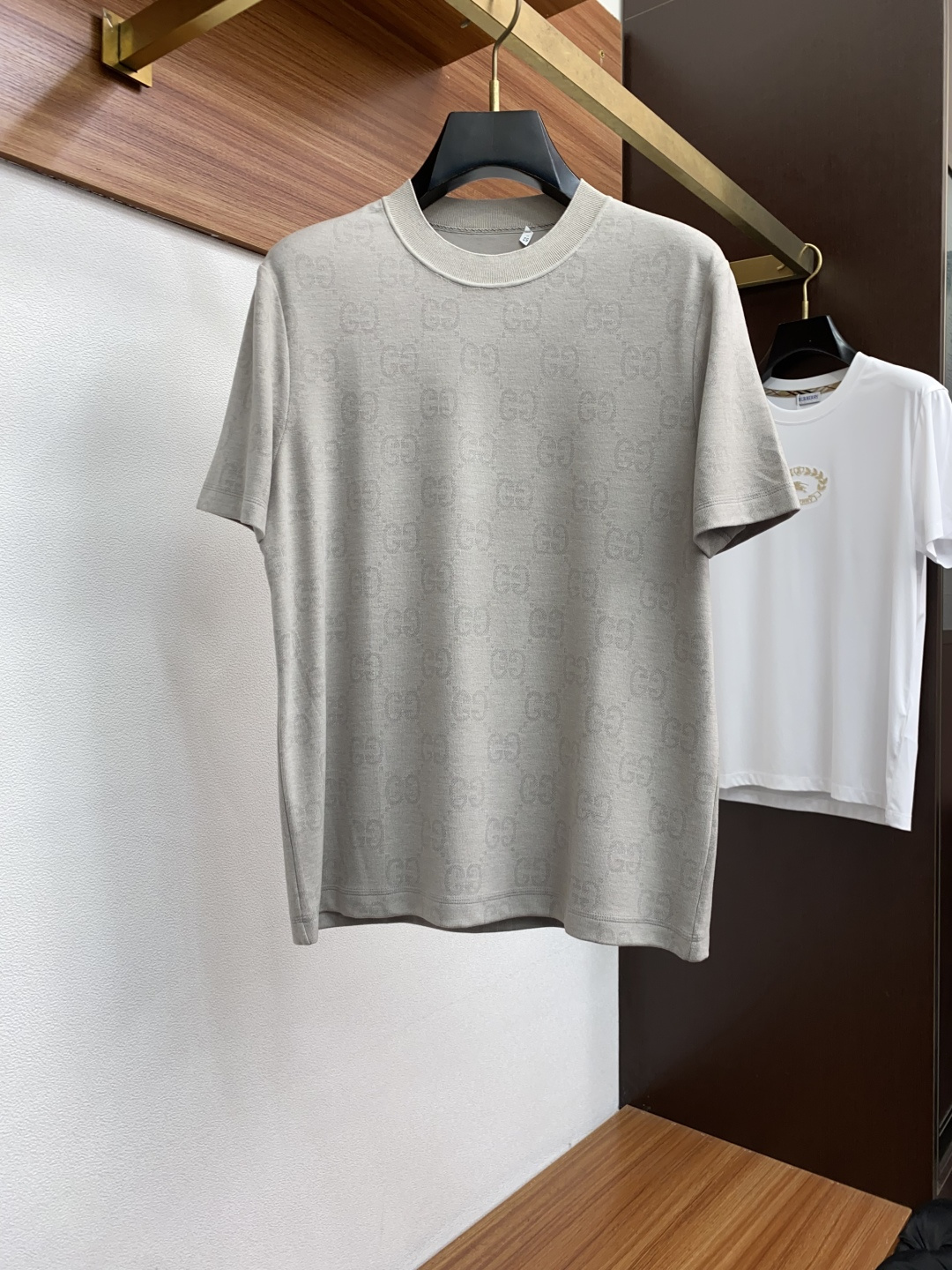 古奇 家族男士高端简约圆领加厚毛绒面短袖 ，香港洋行渠道货，纯正血统品质，25年秋冬 新款，经典王牌系列