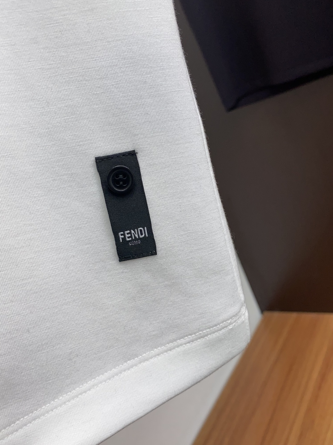  芬迪 家族男士高端简约圆领加厚空气棉莫代尔短袖 ，香港洋行渠道货，纯正血统品质，25年秋冬 新款，经典