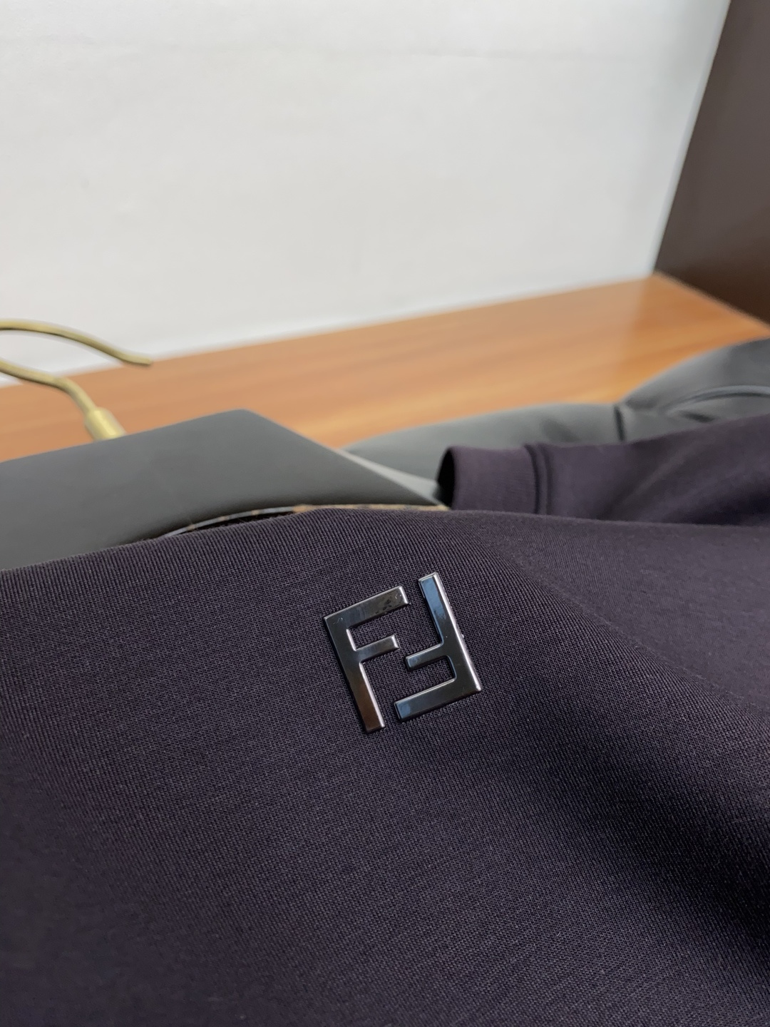  芬迪 家族男士高端简约圆领加厚空气棉莫代尔短袖 ，香港洋行渠道货，纯正血统品质，25年秋冬 新款，经典