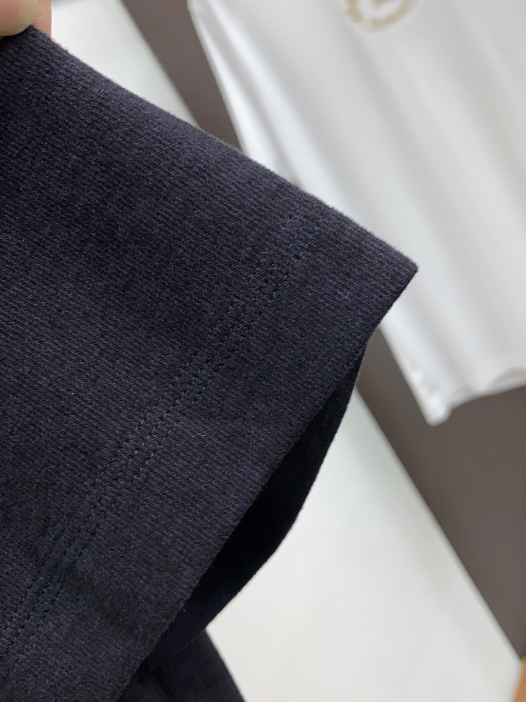  巴宝莉 家族男士高端简约圆领加厚毛绒面短袖 ，香港洋行渠道货，纯正血统品质，25年秋冬 新款，经典王牌