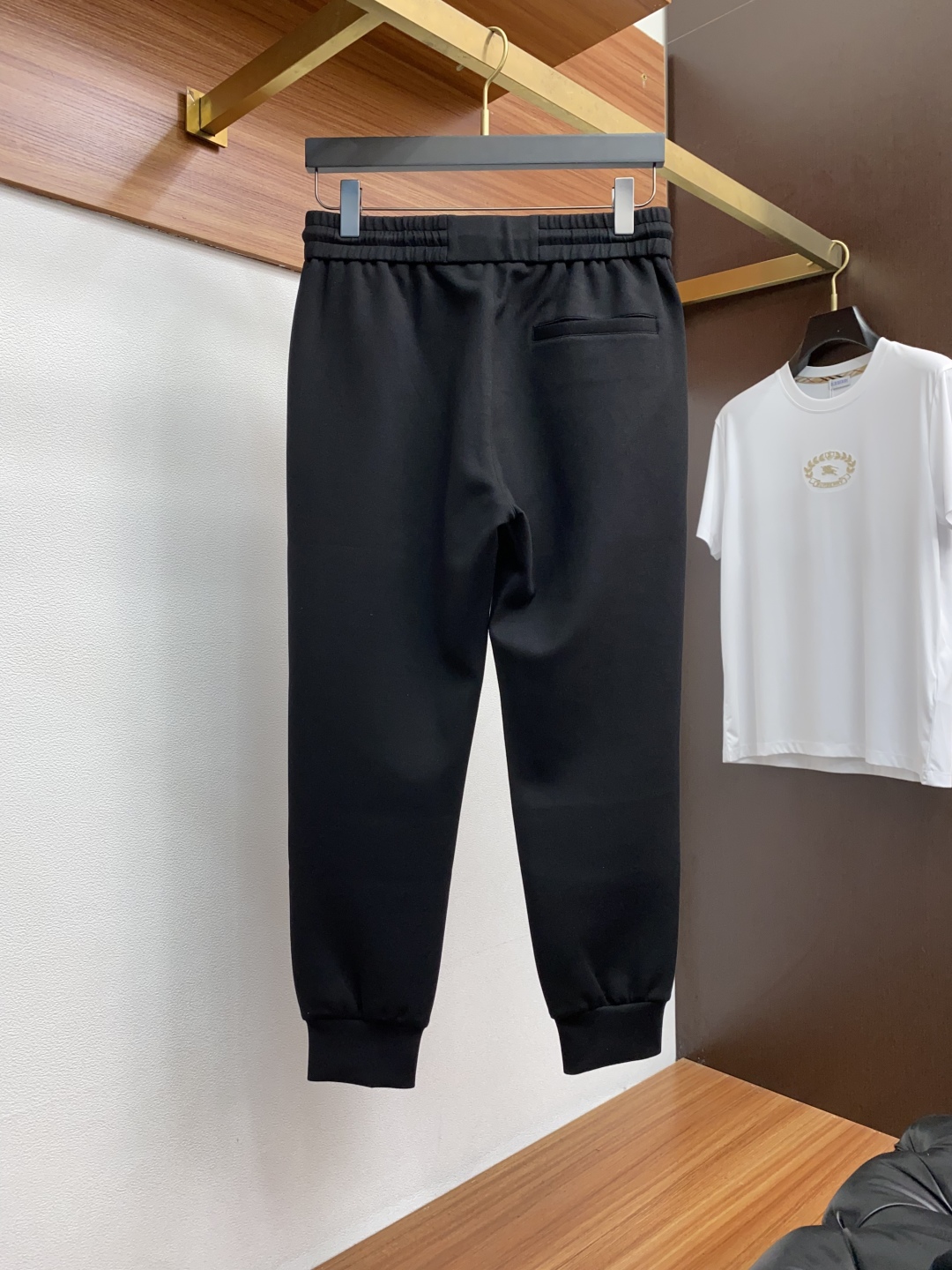 “2025SS Men’s Sports and Leisure Pants with Four Season Colors and Strong Brand Identity” - 图片 8