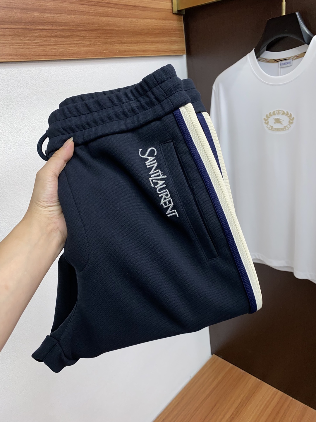“St. Roland 2025 SS Male Sports & Leisure Pants: Four-Season Mix with Crafty Style & Strong Brand Identity” - 图片 1