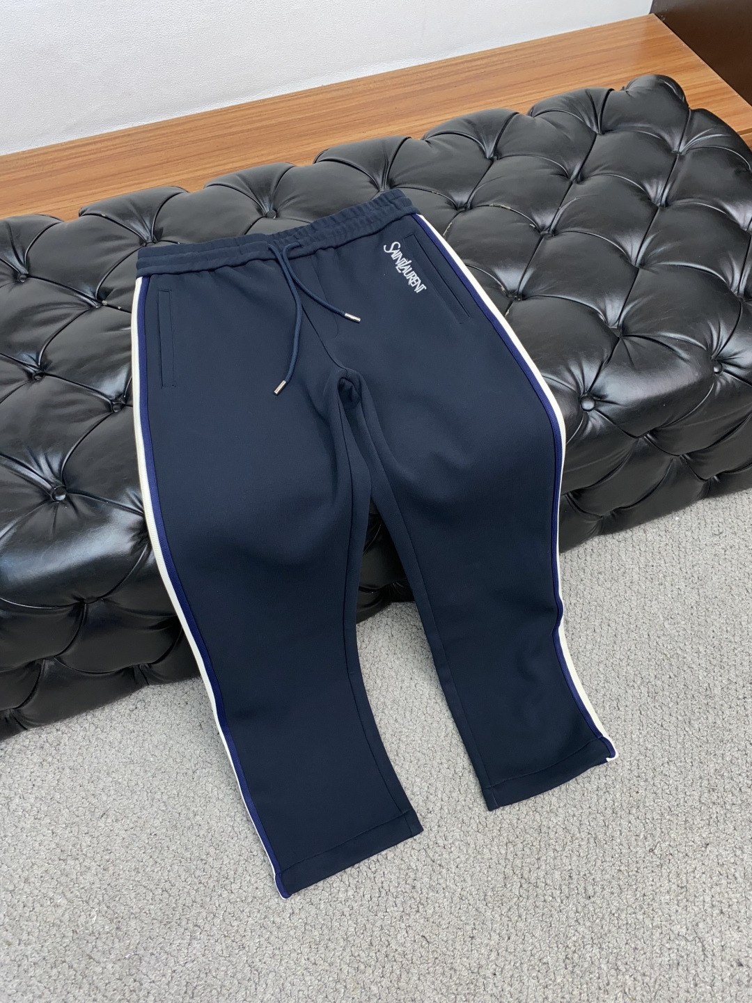 “St. Roland 2025 SS Male Sports & Leisure Pants: Four-Season Mix with Crafty Style & Strong Brand Identity” - 图片 5