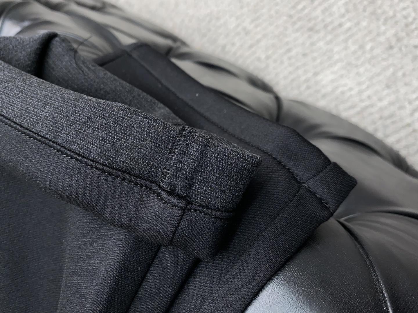 Louis Vuitton 2025SS Men’s Shorts: Original Design, Seasonal Best-Seller with SLP Tone and Unique Craftsmanship - 图片 7