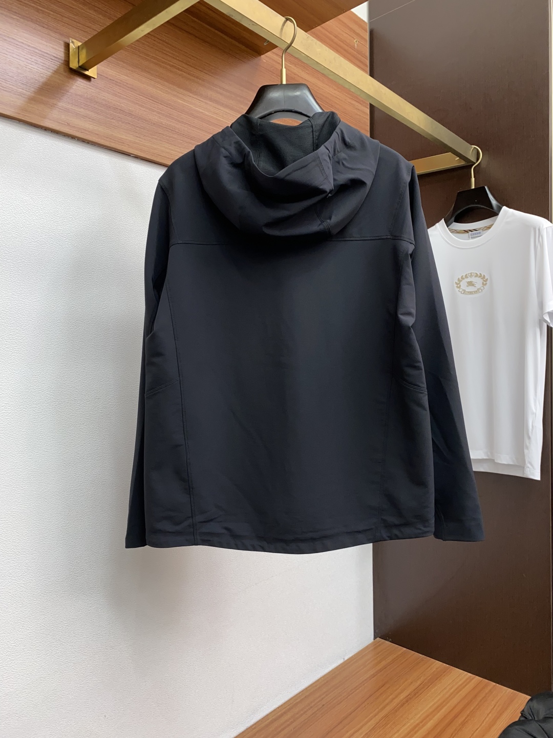 “Kalestone Mont Xpro Hard-Shell Mountain Coat for Extreme Weather, Men and Women, 3D Wind Hat Design” - 图片 9