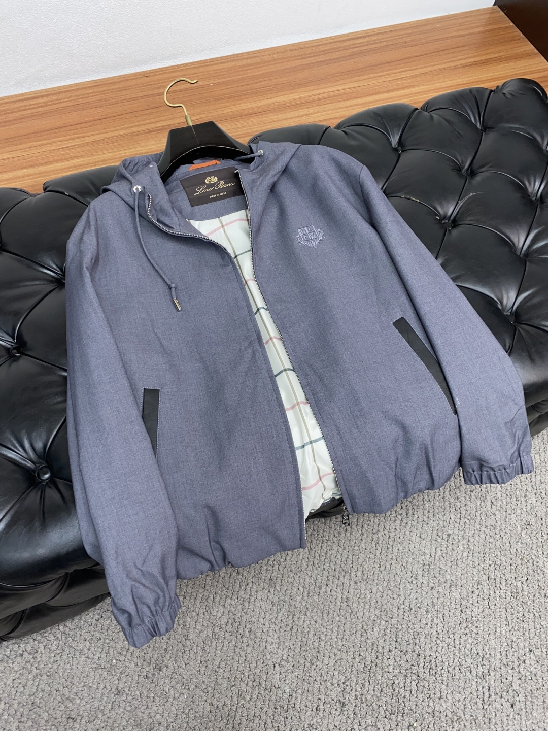 Burberry Grey Hooded Windbreaker Jacket Lightweight and Water-Resistant 9 cmp i1754301572511 5164 0 7