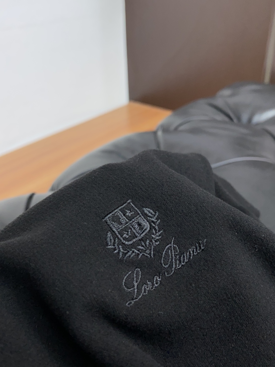 “High-End Platinum-Grade Basic T-Shirt: Luxurious Italian Design for Modern Urban Style | Classic Ace Series” - 图片 6