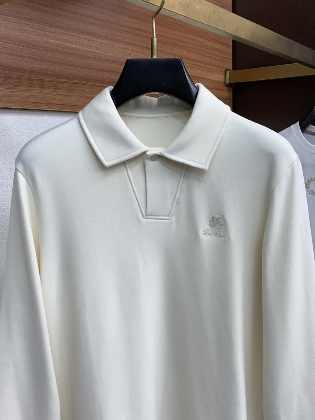 lP🆕 诺悠翩雅 家族男士高端简约翻领加厚加绒翻领长袖 ，香港洋行渠道货，定制莱赛尔+羊绒面料纯正血统品