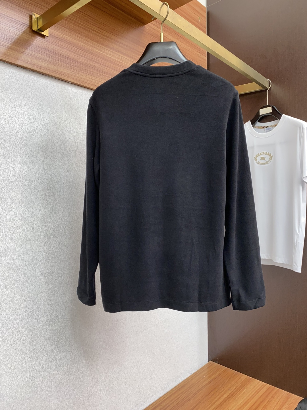 杰尼亚 2025秋冬专柜新款 时尚休闲打底衫长袖T恤，精选进口高密度膨体暖姜天丝德绒系列膨体蓄暖，糯感新