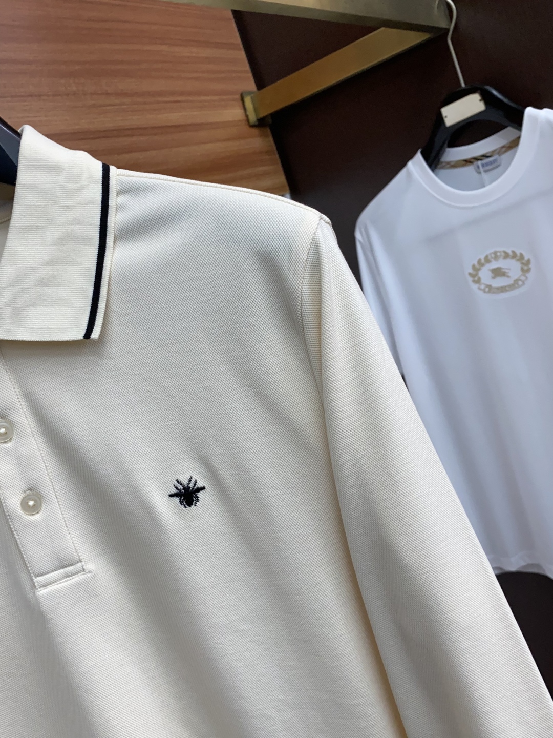 Luxurious Platinum-Grade Basic T-Shirt: High-End Italian Design for Modern Urban Aesthetics. - 图片 4