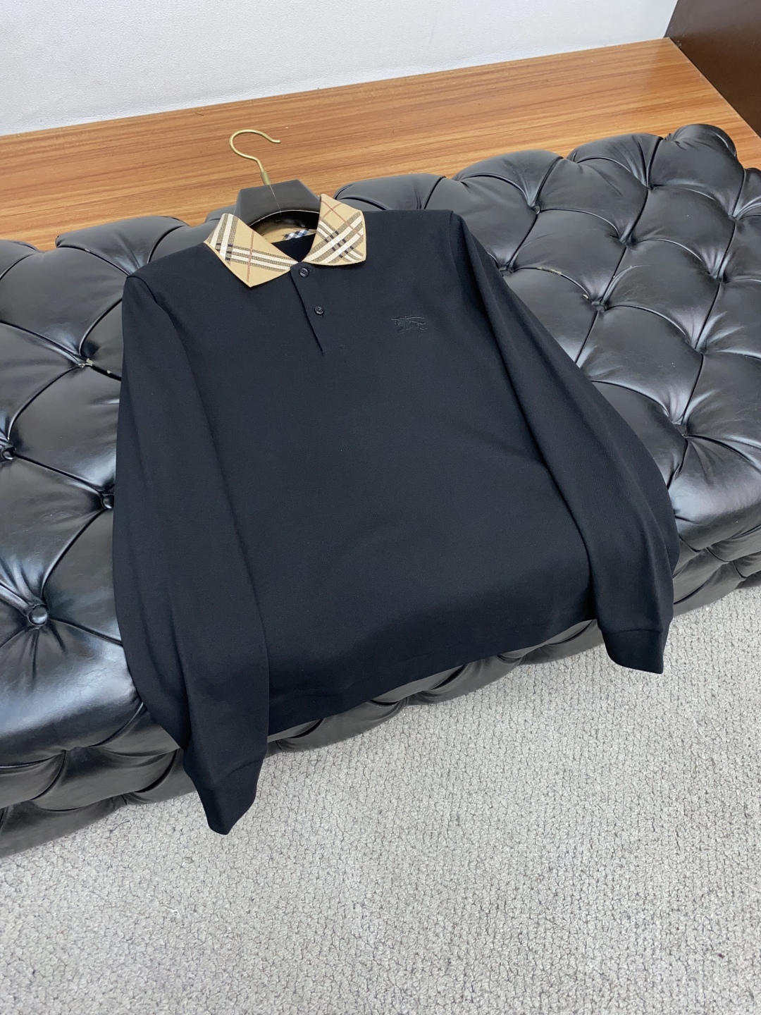 Luxurious Platinum-Grade Basic T-Shirt: High-End Italian Design with Quality Cotton, Perfect for Business and Leisure - 图片 8