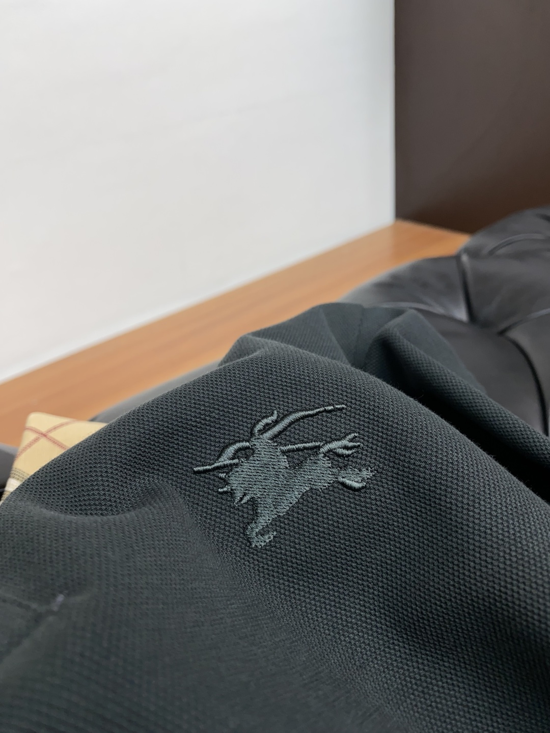 Luxurious Platinum-Grade Basic T-Shirt: High-End, Italian Aesthetics, Modern Urban Style, Quality Cotton, Classic Brand Label - 图片 7