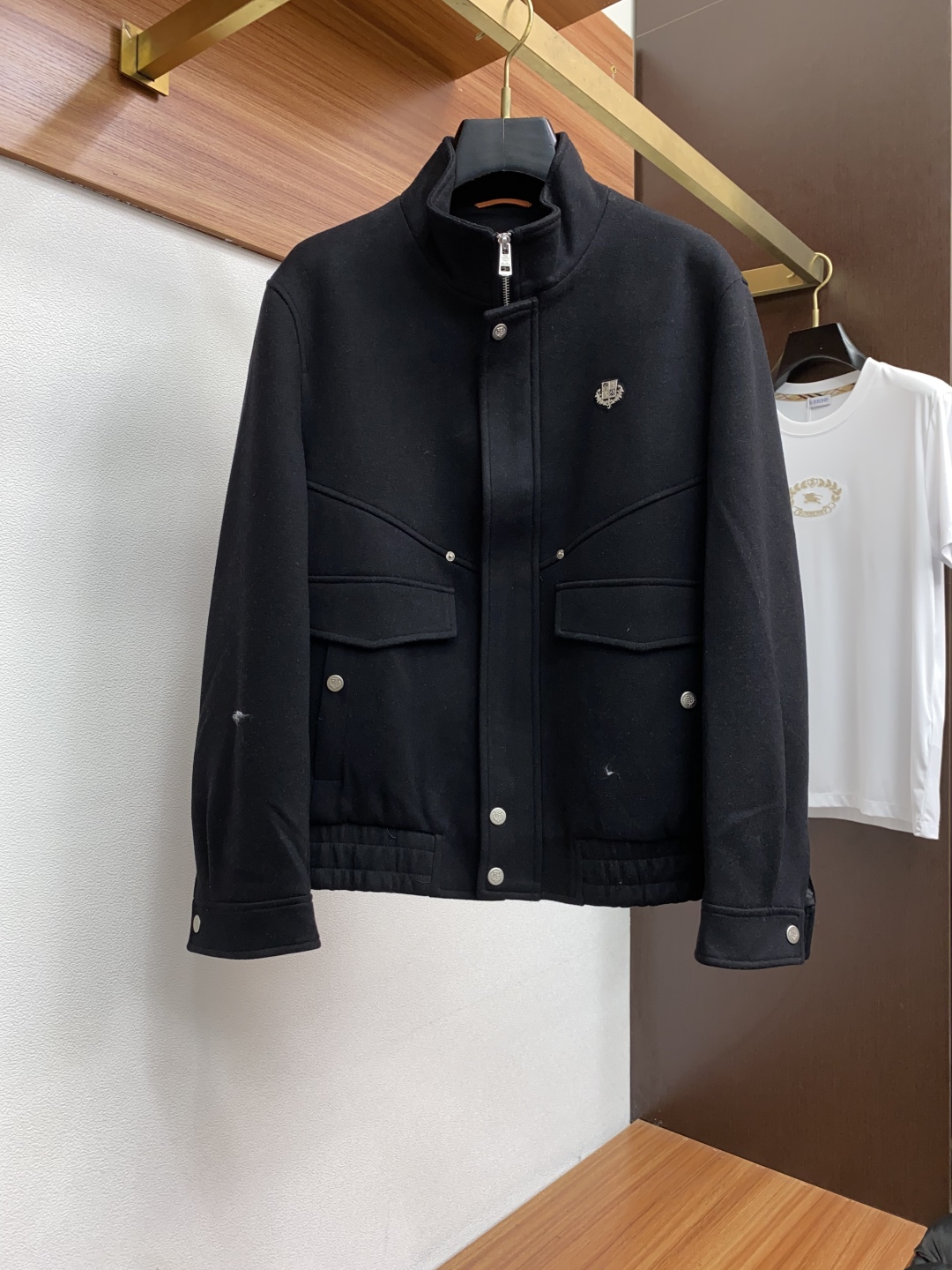 “2025 Fall/Winter Men’s Cotton Jacket Collection: Modern, Tech-Savvy, and Stylish Designs” - 图片 1