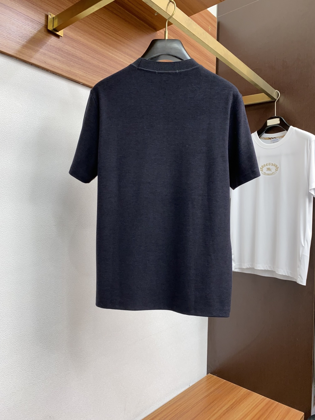  杰尼亚 2025秋冬专柜新款 时尚休闲打底衫短袖T恤，精选进口高密度膨体暖姜天丝德绒系列膨体蓄暖，糯感