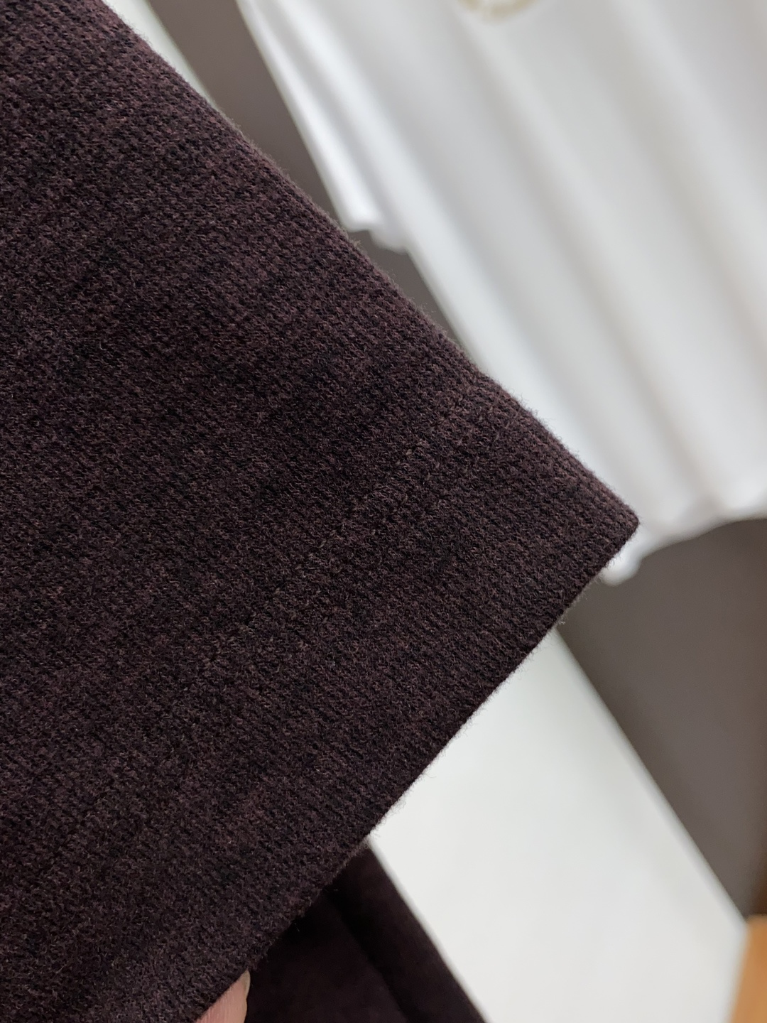  杰尼亚 2025秋冬专柜新款 时尚休闲打底衫短袖T恤，精选进口高密度膨体暖姜天丝德绒系列膨体蓄暖，糯感