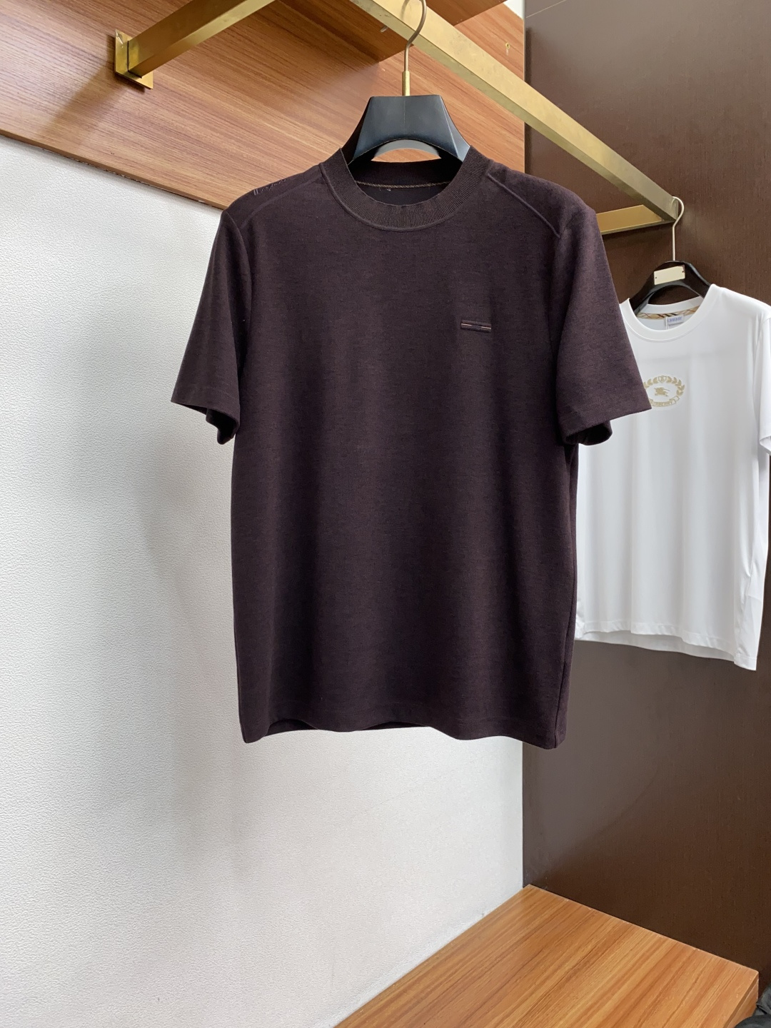  杰尼亚 2025秋冬专柜新款 时尚休闲打底衫短袖T恤，精选进口高密度膨体暖姜天丝德绒系列膨体蓄暖，糯感