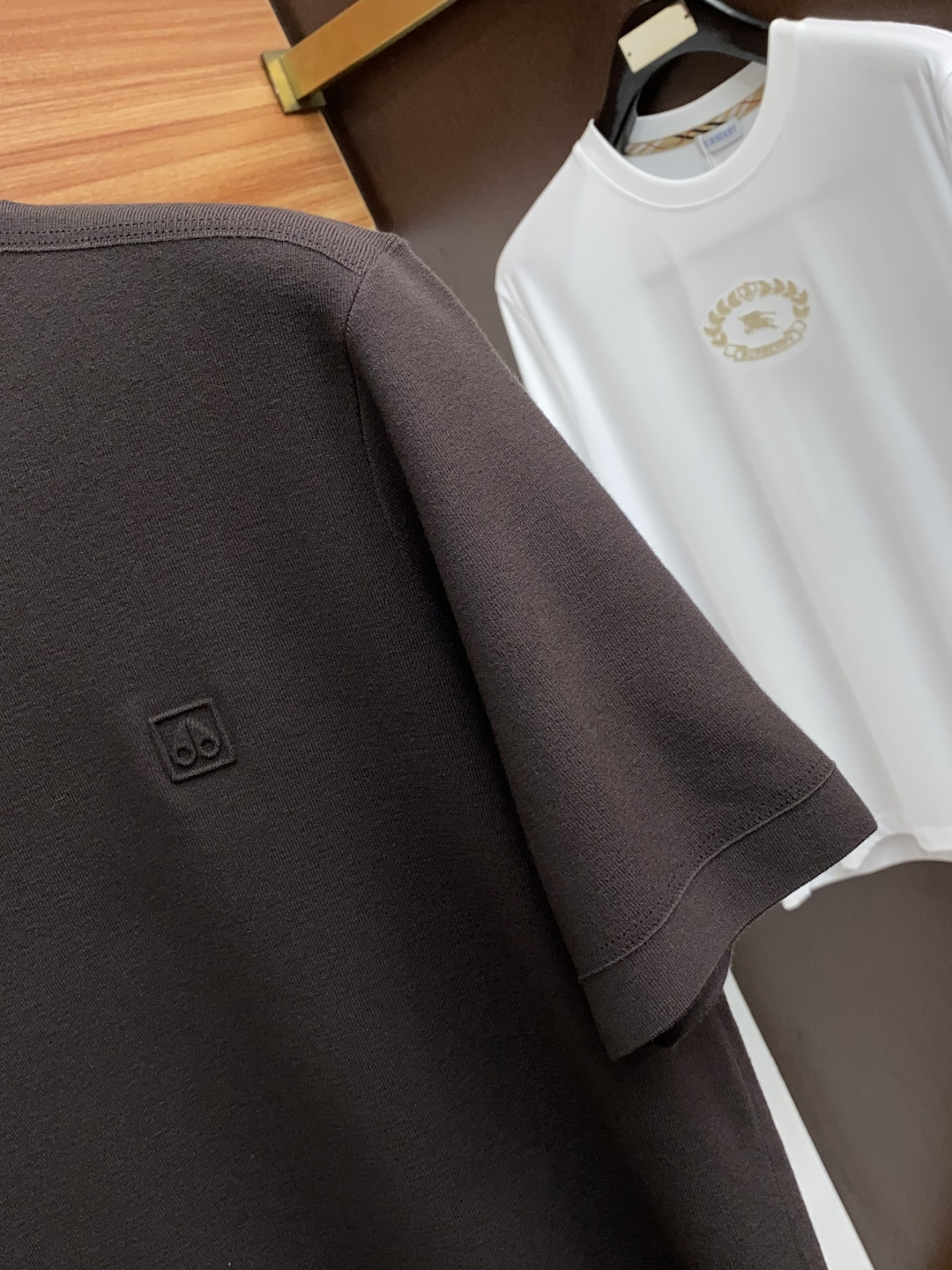  剪刀 家族男士高端简约圆领加厚针织毛衣短袖 ，香港洋行渠道货，纯正血统品质，25年秋冬 新款，经典王牌