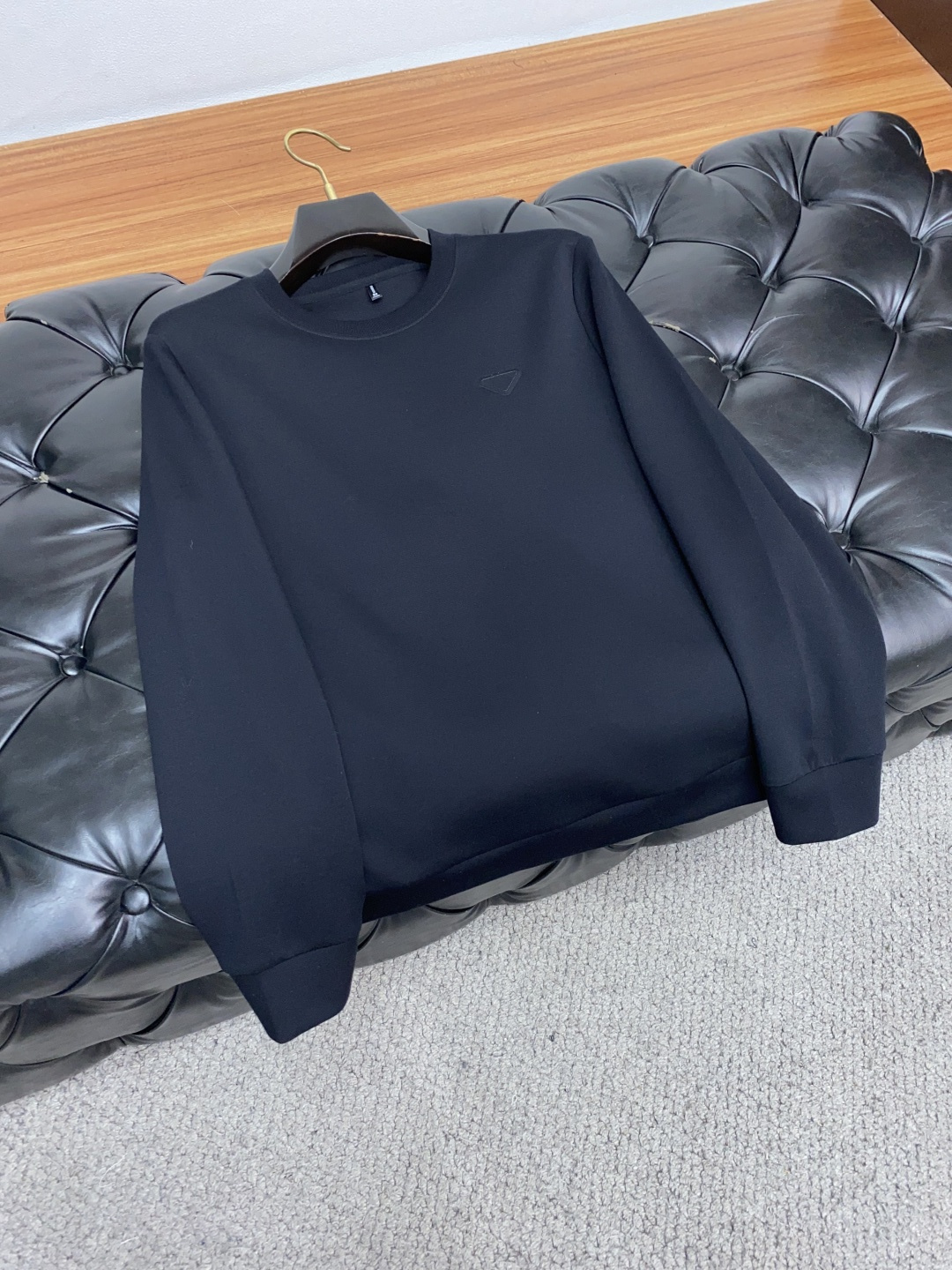  普拉达 家族男士高端简约圆领加厚莫代尔客气棉长袖 卫衣，香港洋行渠道货，纯正血统品质，25年秋冬 新款