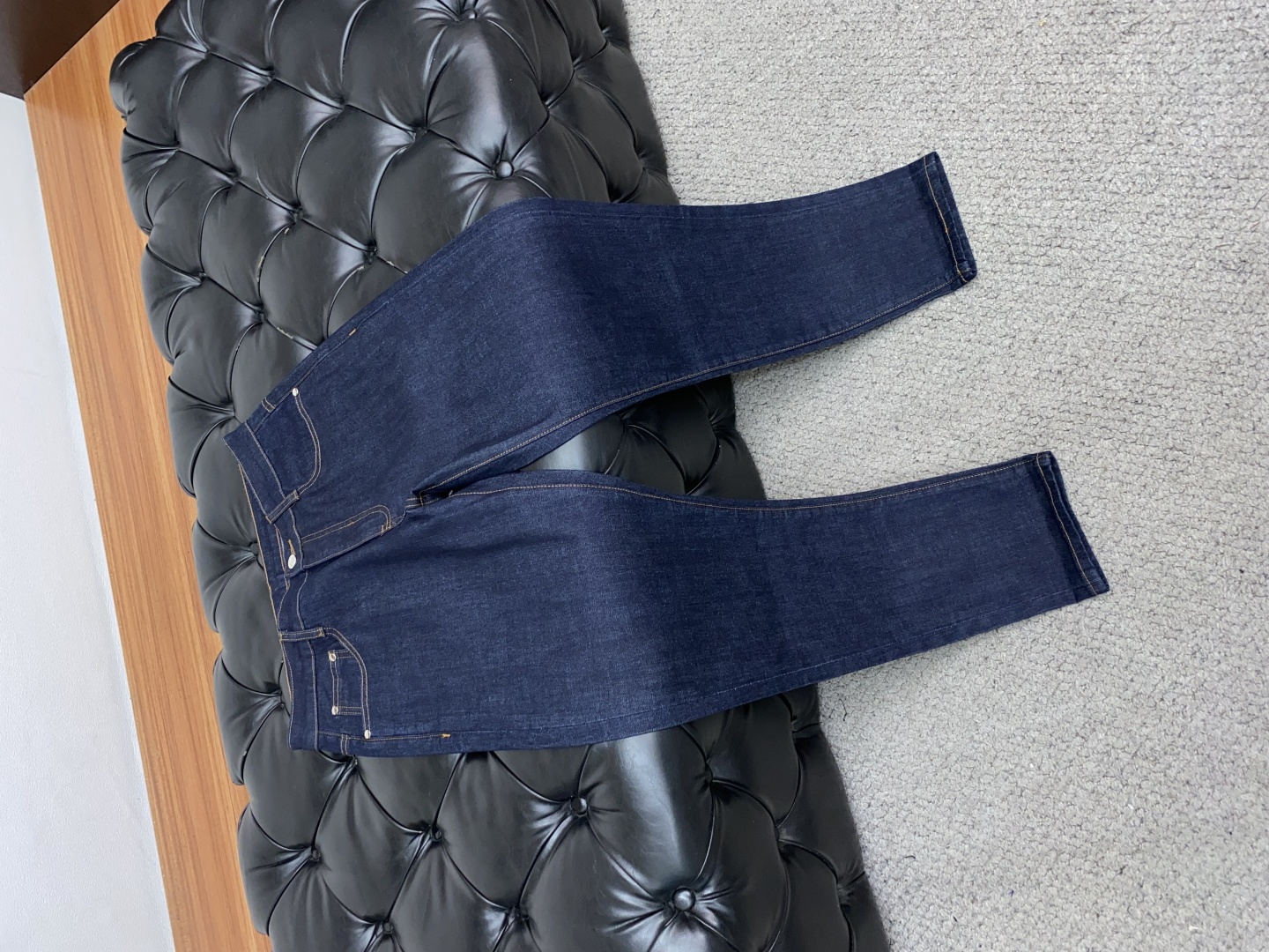 “Men’s Fall/Winter Genia 25ss Jeans: Durable, Flexible, and Stylish with Unique Color Effects” - 图片 6