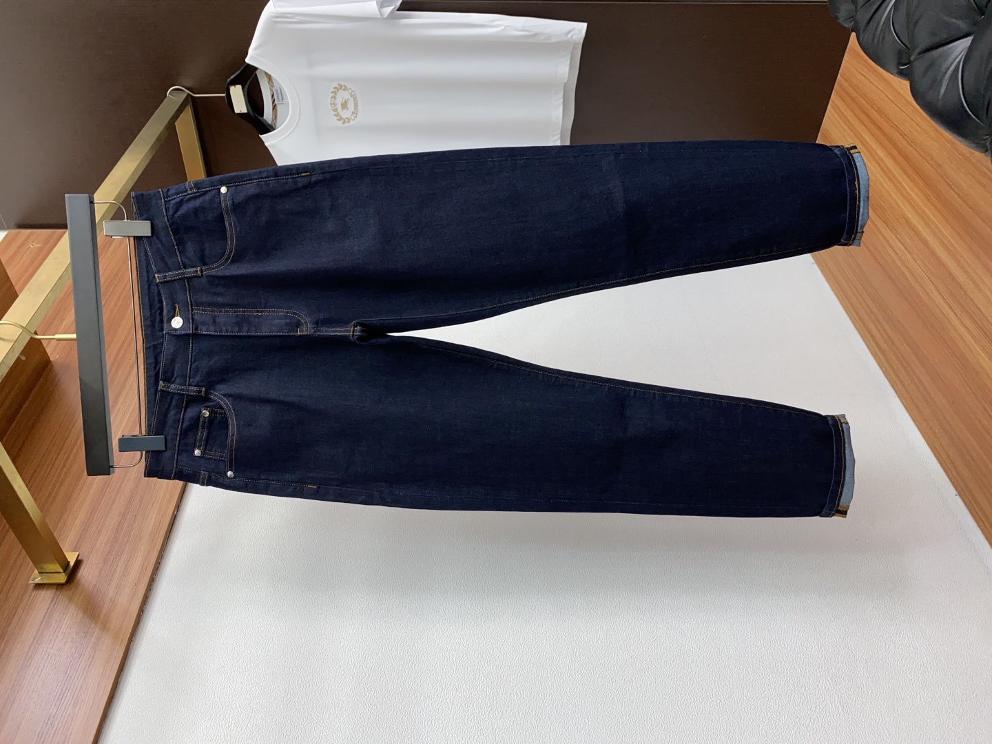 “Men’s Fall/Winter Genia 25ss Jeans: Durable, Flexible, and Stylish with Unique Color Effects” - 图片 2