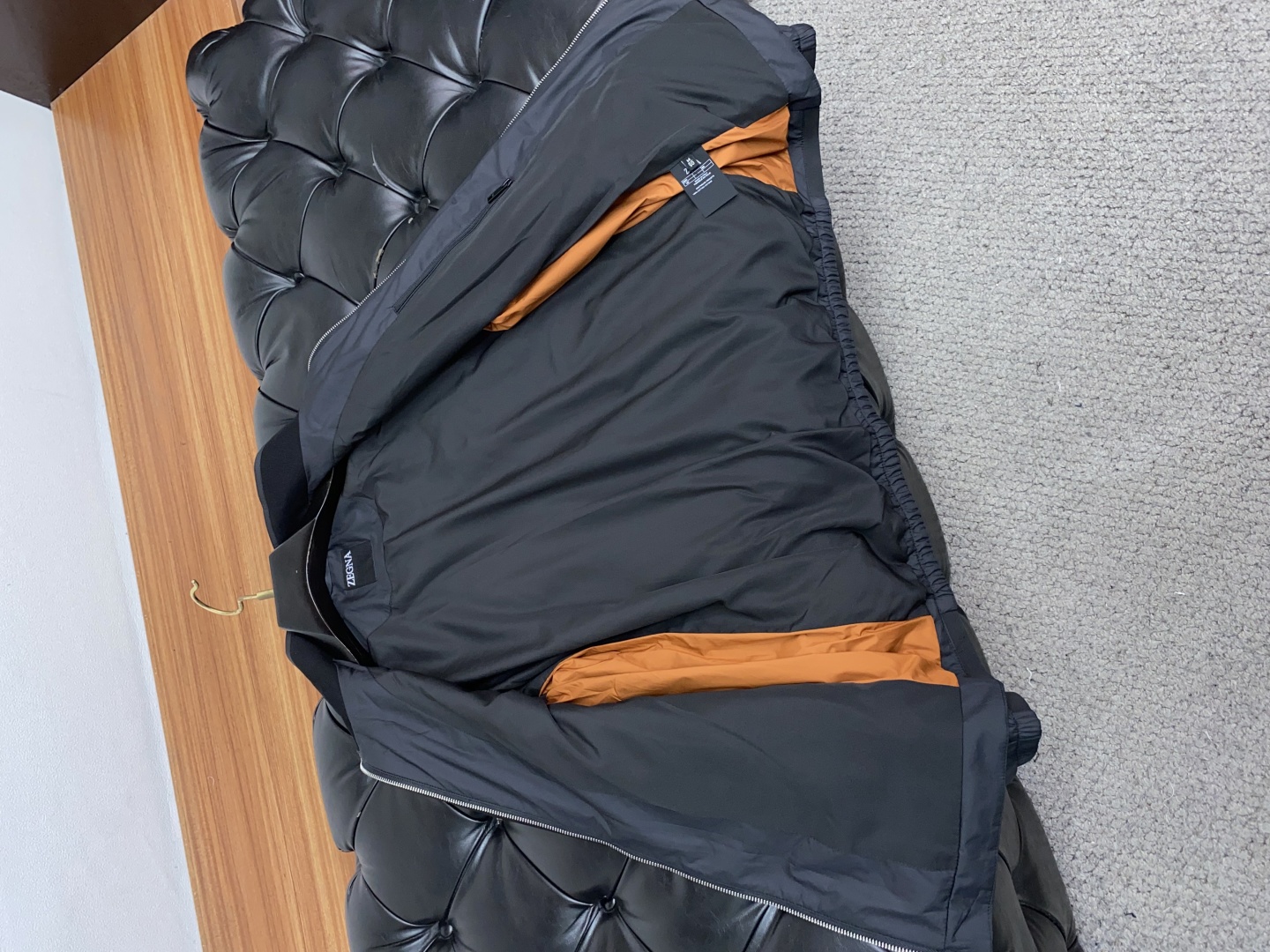 “2025 Men’s Winter Jacket Collection with Modern and Technological Designs” - 图片 6