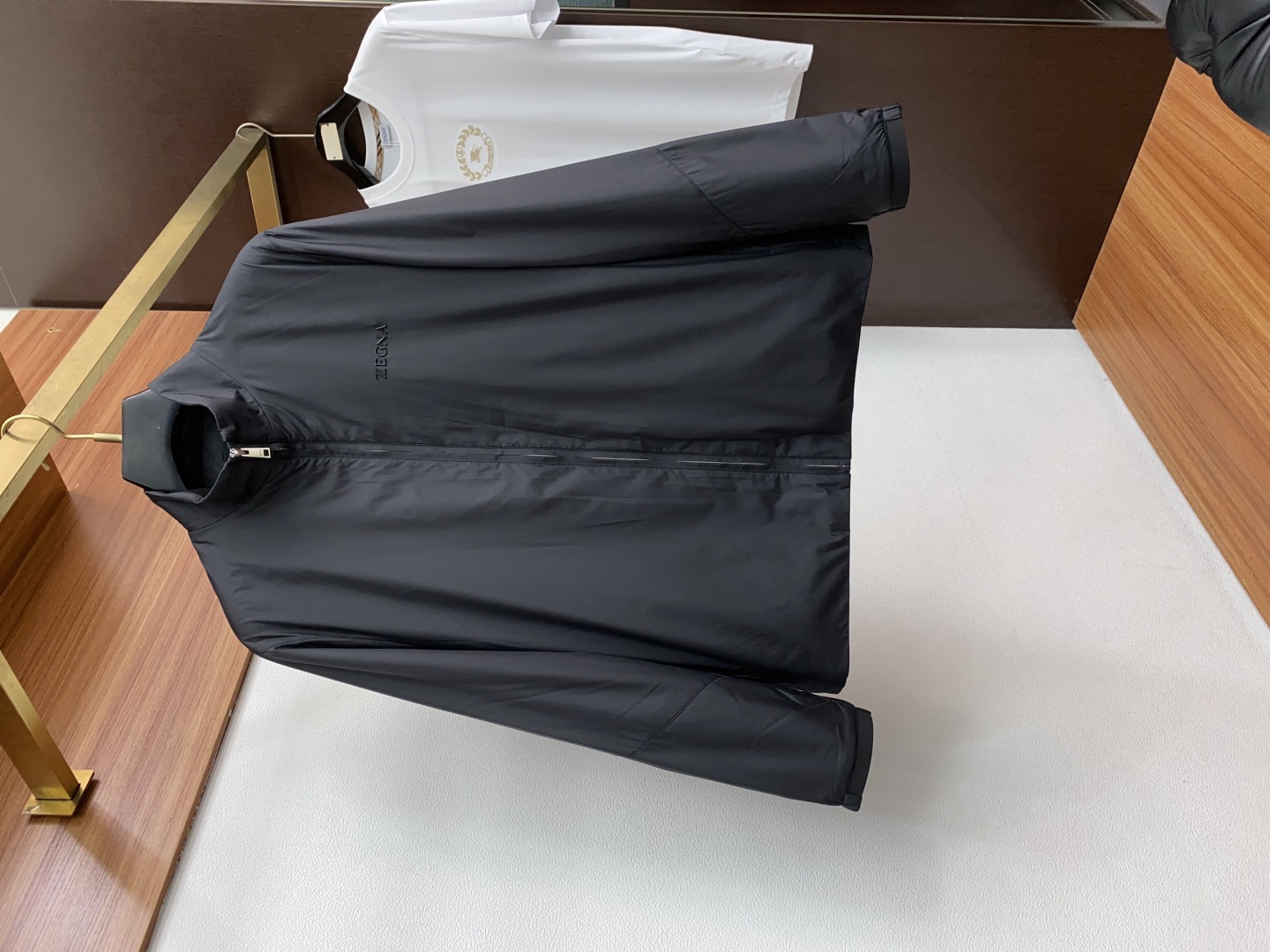 “2025 Men’s Winter Jacket Collection with Modern and Technological Designs”