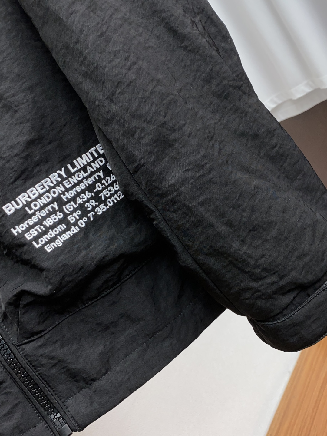 “2025 Fall Men’s Cotton Jacket Collection: Modern, Tech-Savvy, and Environmentally Friendly” - 图片 5