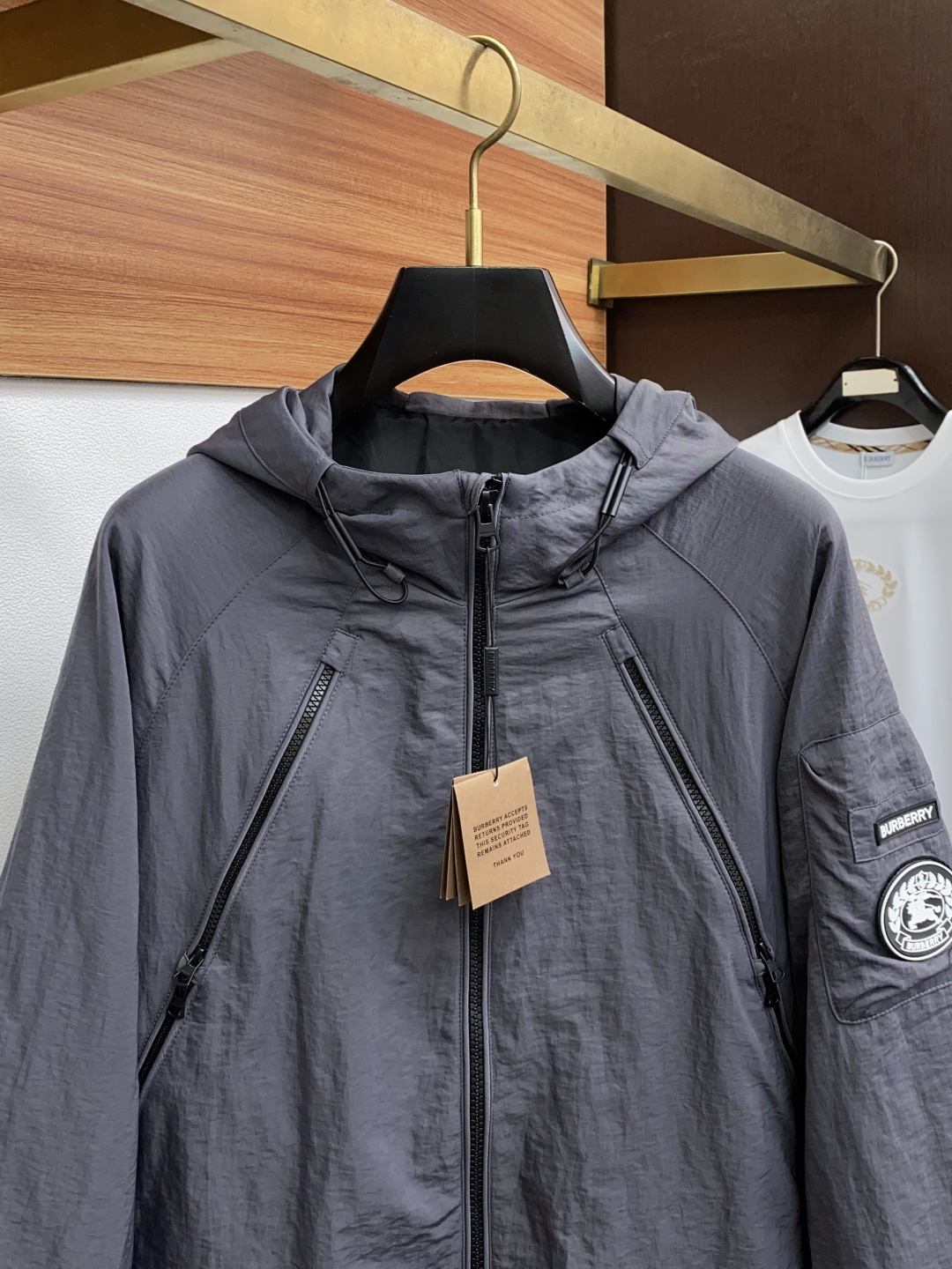 巴宝莉 2025年秋冬新款 官网 高端原厂代工出品，官方经典王牌单品！最新棉衣夹克外套 多明星穿搭示范款