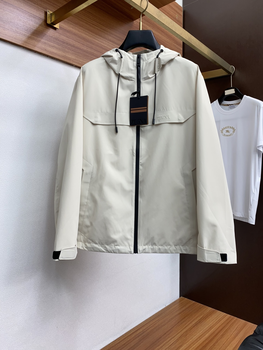  杰尼亚 2025年秋冬新款 官网 高端原厂代工出品，
官方经典王牌单品！最新棉衣夹克外套 多明星穿搭示