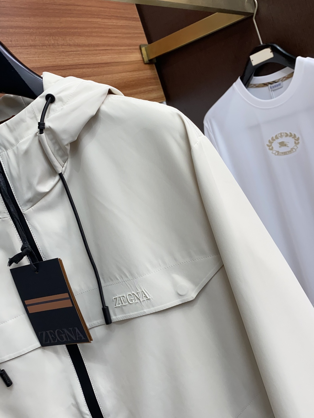  杰尼亚 2025年秋冬新款 官网 高端原厂代工出品，
官方经典王牌单品！最新棉衣夹克外套 多明星穿搭示