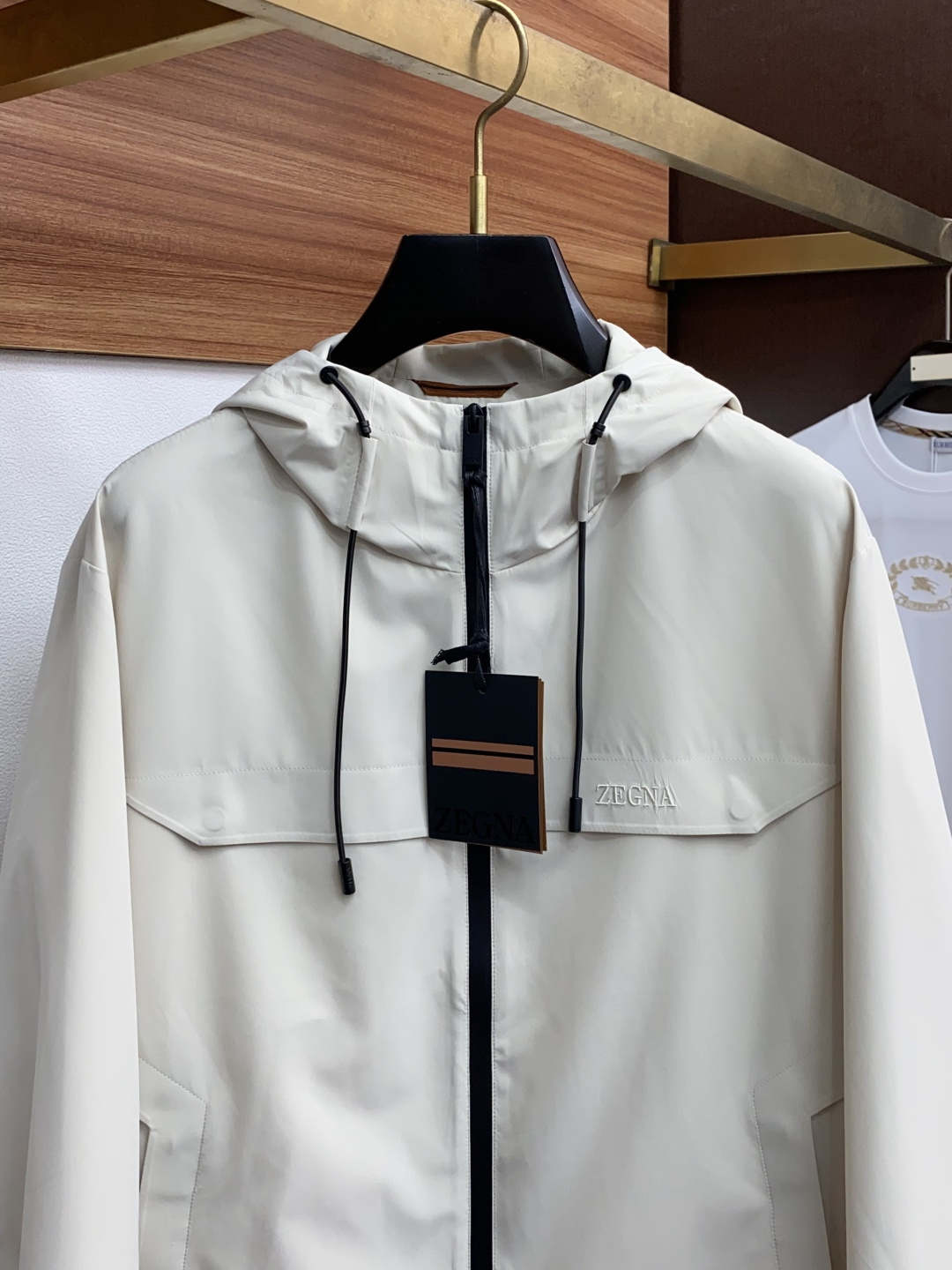  杰尼亚 2025年秋冬新款 官网 高端原厂代工出品，
官方经典王牌单品！最新棉衣夹克外套 多明星穿搭示