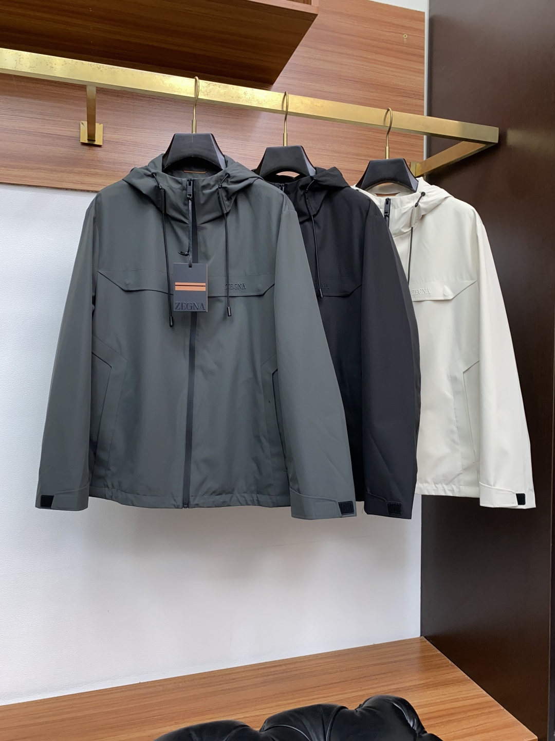  杰尼亚 2025年秋冬新款 官网 高端原厂代工出品，
官方经典王牌单品！最新棉衣夹克外套 多明星穿搭示