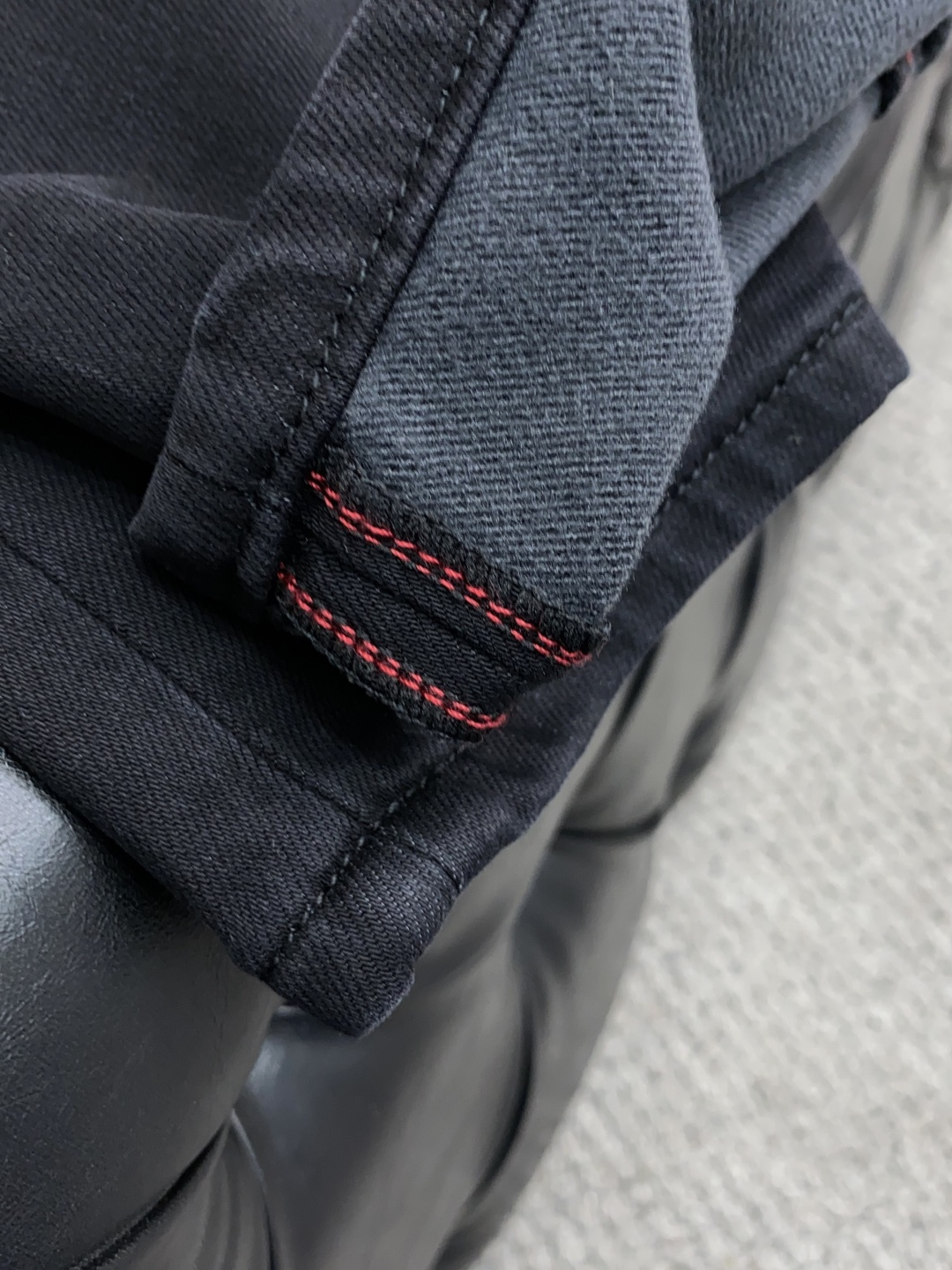  克罗心 25ss秋冬新款 男士小直筒原单 牛仔裤 秋冬新款超柔软，弹力面料，复杂的手工艺叠加，任何一个