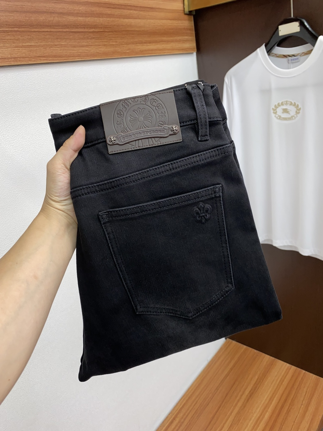  克罗心 25ss秋冬新款 男士小直筒原单 牛仔裤 秋冬新款超柔软，弹力面料，复杂的手工艺叠加，任何一个