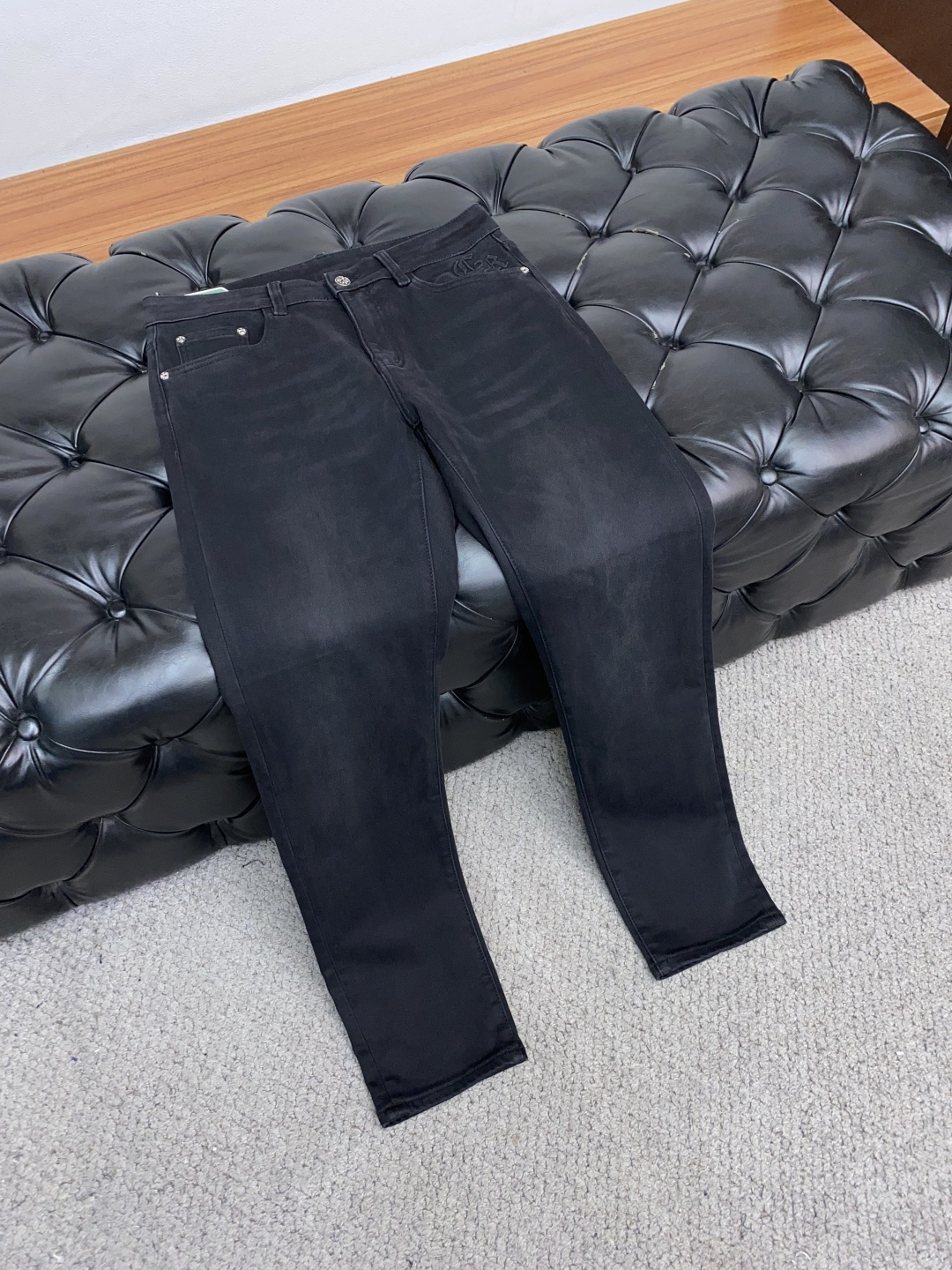  克罗心 25ss秋冬新款 男士小直筒原单 牛仔裤 秋冬新款超柔软，弹力面料，复杂的手工艺叠加，任何一个